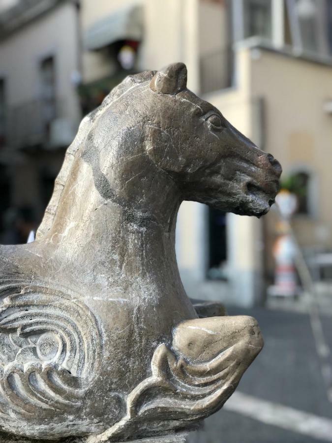 Corso Umberto Piazza Duomo Apartman Taormina Kültér fotó