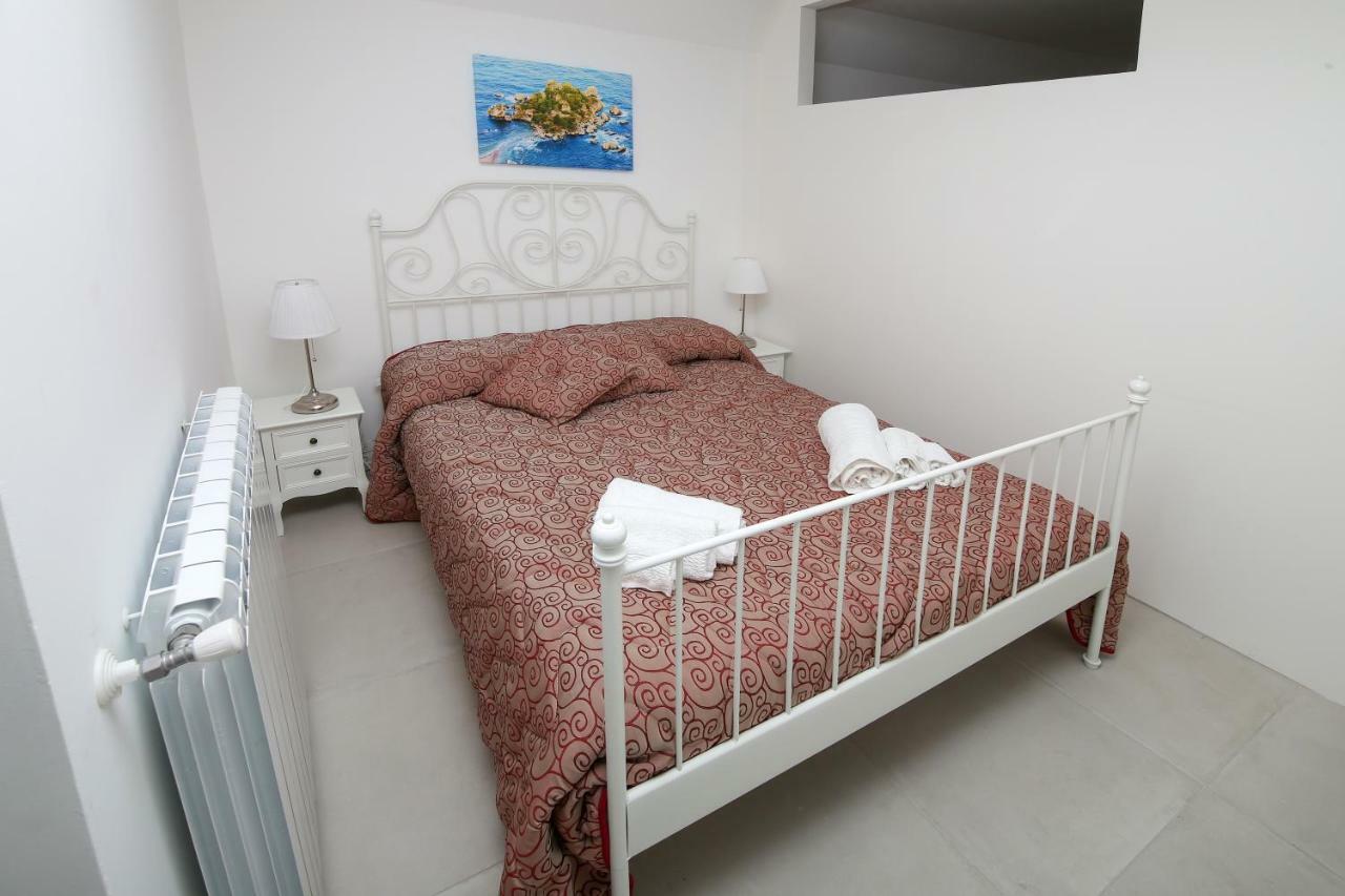 Corso Umberto Piazza Duomo Apartman Taormina Kültér fotó